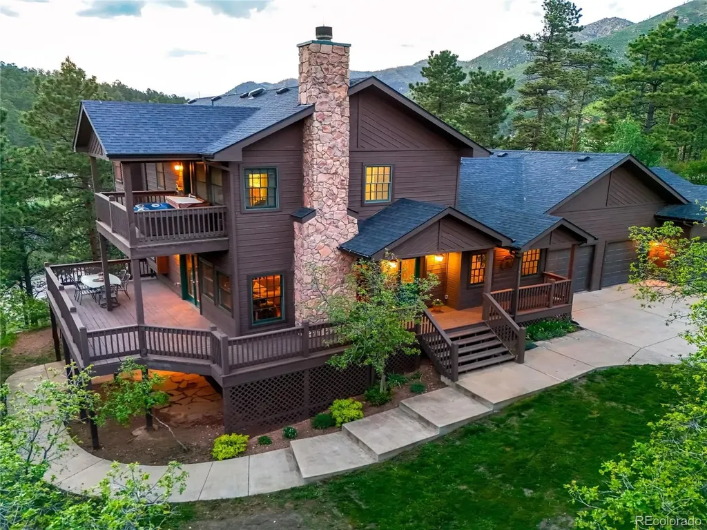 4660 Hagerman Avenue Cascade CO 80809