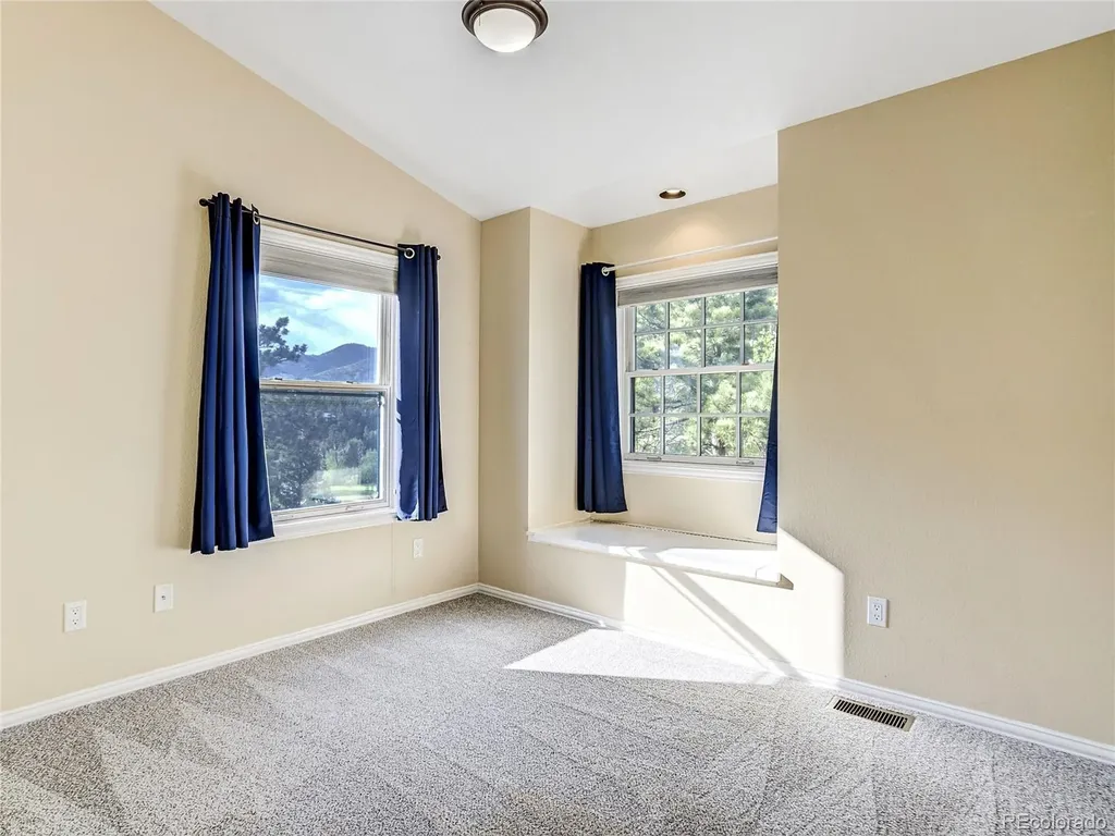 4660 Hagerman Avenue Cascade CO 80809
