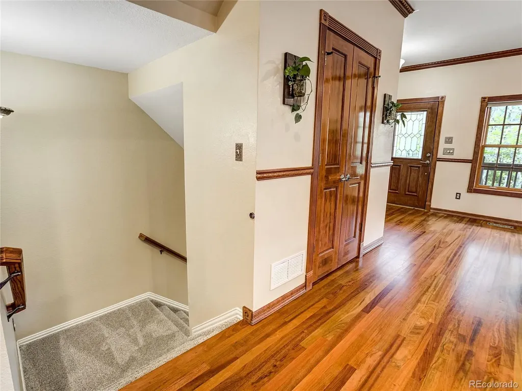 4660 Hagerman Avenue Cascade CO 80809