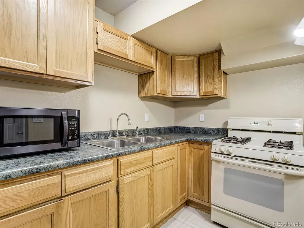 4660 Hagerman Avenue Cascade CO 80809