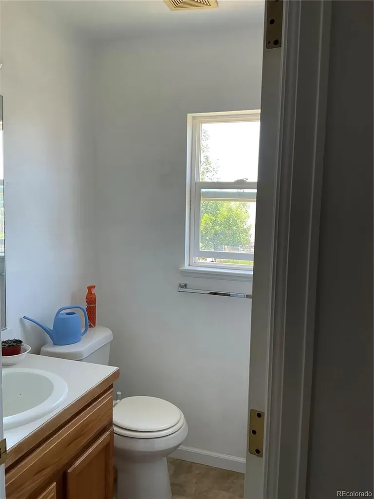 35 Dickson Keenesburg CO 80643