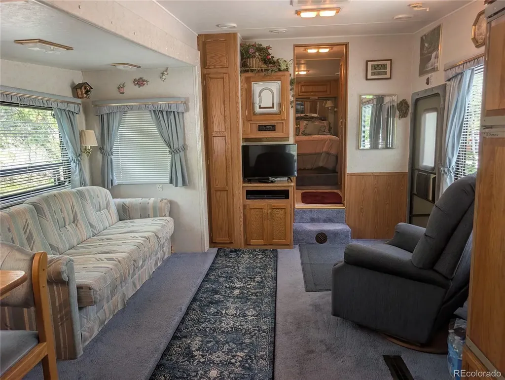 643 Depot Drive Hartsel CO 80449