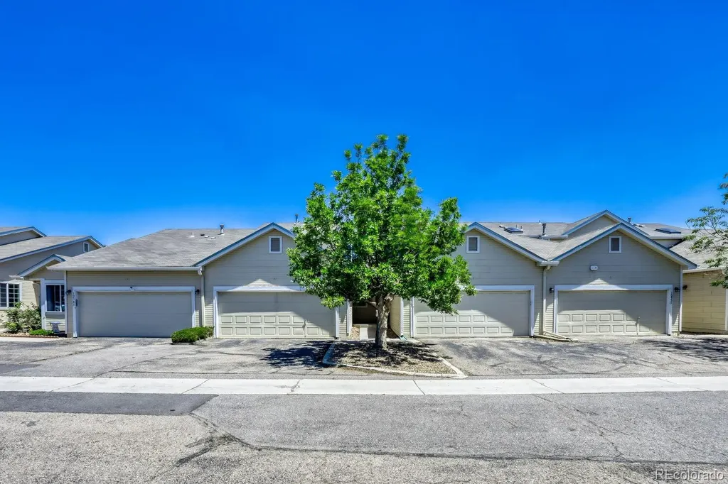 12343 E 2nd Drive Aurora CO 80011