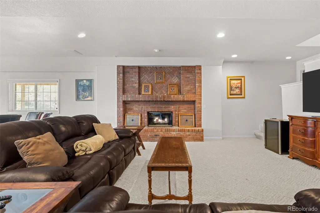 8634 Selly Road Parker CO 80134