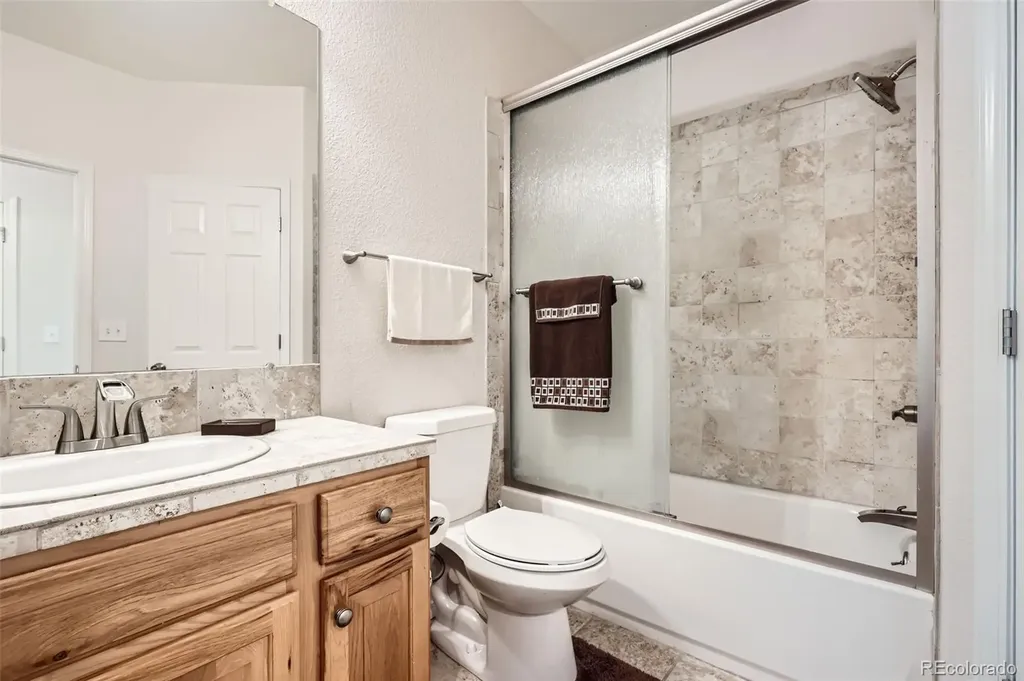 16366 E Fremont Avenue Aurora CO 80016