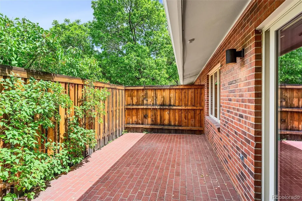 2552 E Alameda Avenue Denver CO 80209