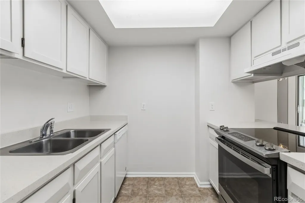 3040 S Macon Circle Aurora CO 80014