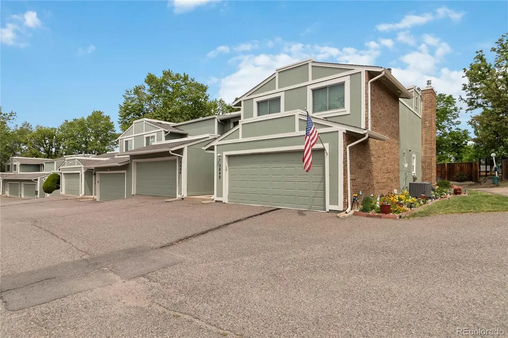 3040 S Macon Circle Aurora CO 80014