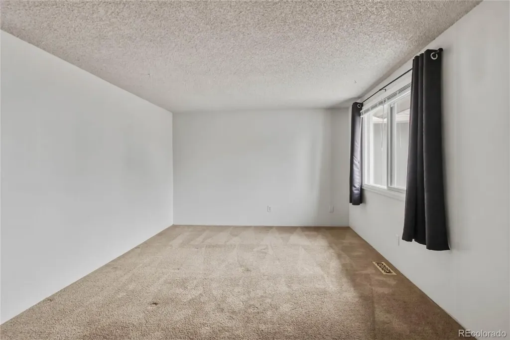 3040 S Macon Circle Aurora CO 80014