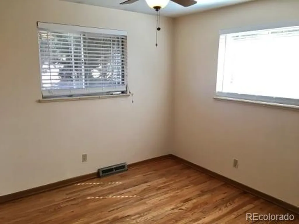 485 Elmira Street Aurora CO 80010