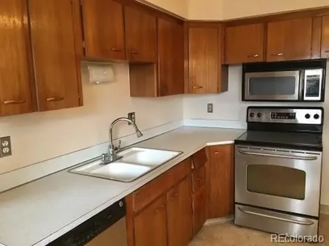 485 Elmira Street Aurora CO 80010