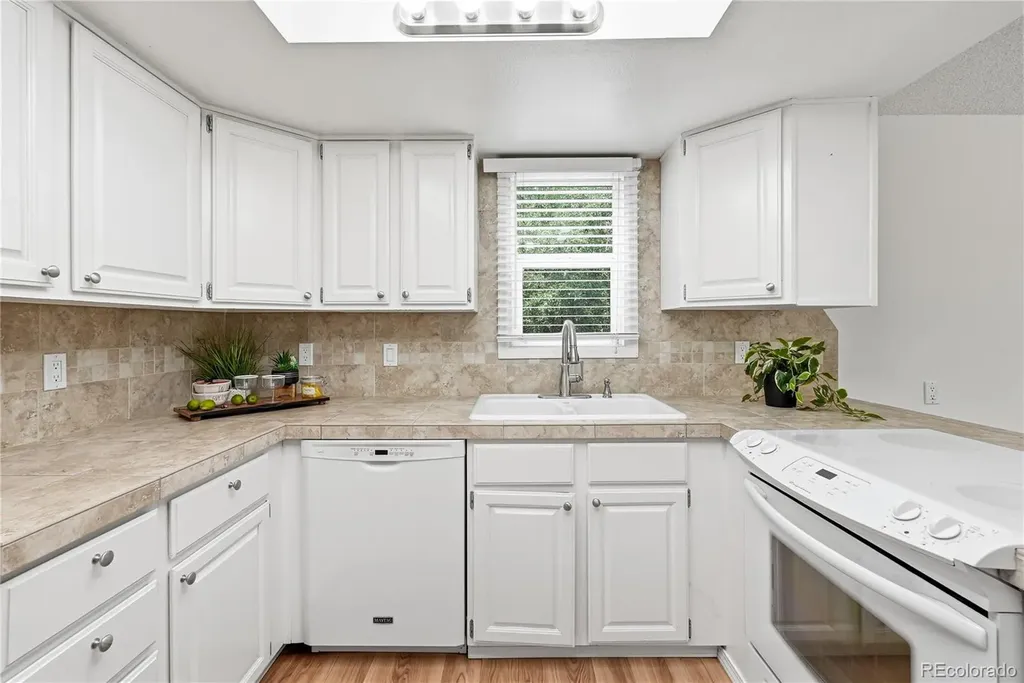 2830 S Kenton Court Aurora CO 80014