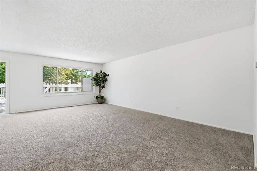 2830 S Kenton Court Aurora CO 80014