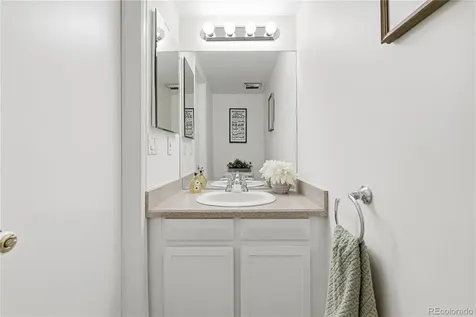 2830 S Kenton Court Aurora CO 80014