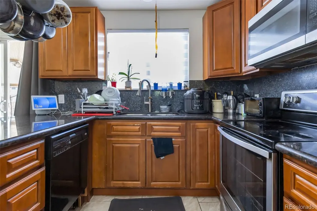 15133 Kelly Place Denver CO 80239