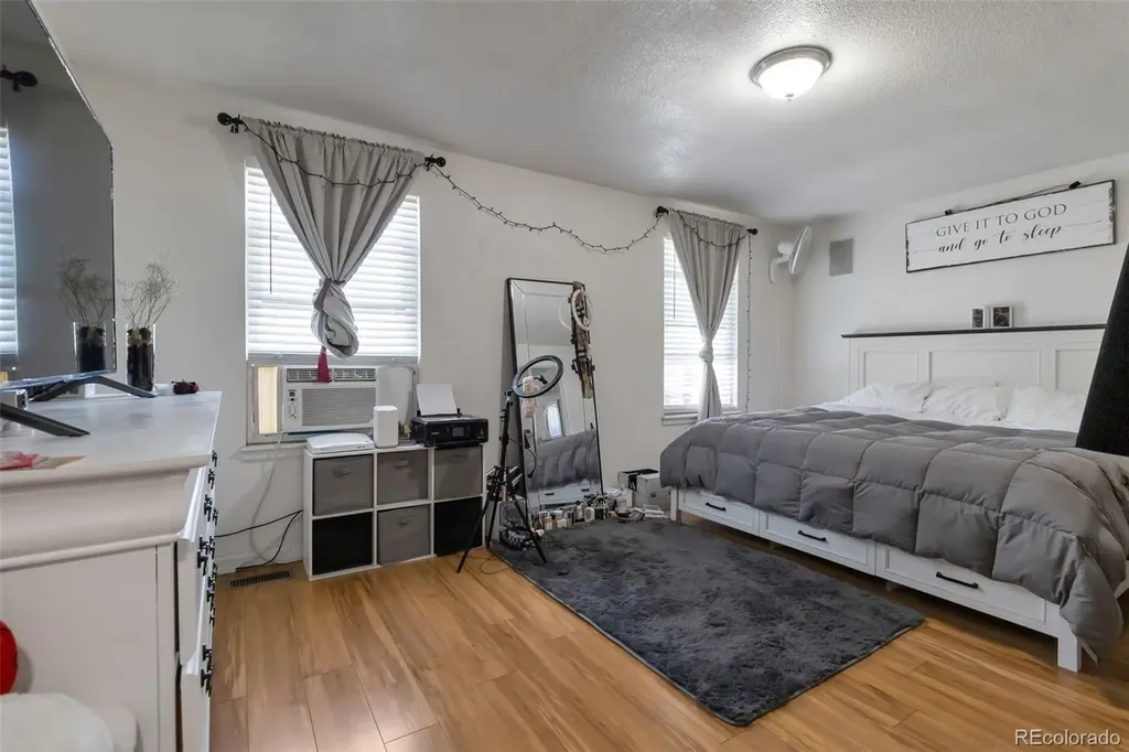 15133 Kelly Place Denver CO 80239