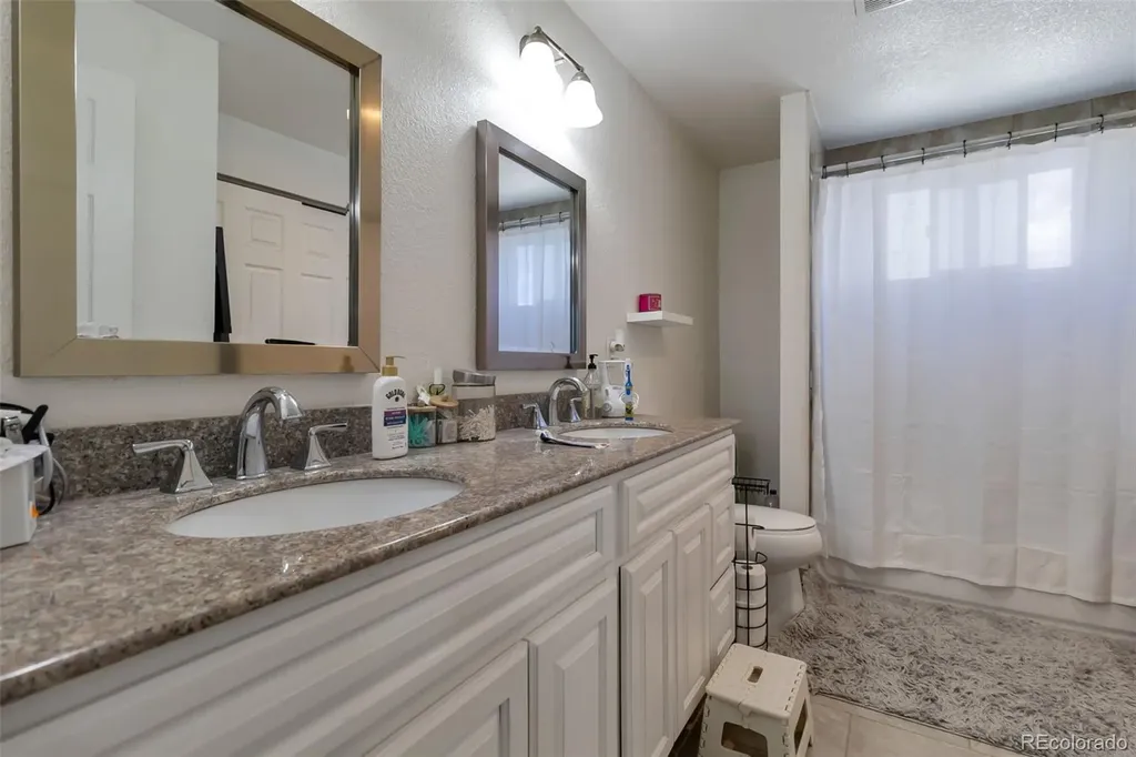15133 Kelly Place Denver CO 80239