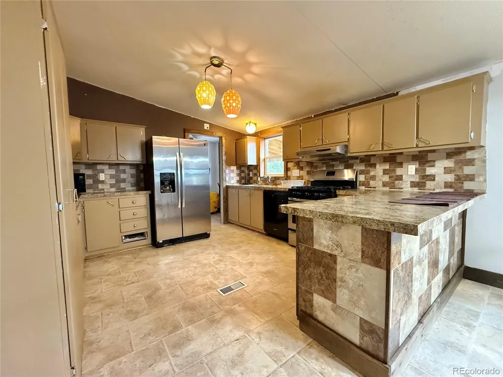 94 Palmer Avenue Poncha Springs CO 81242