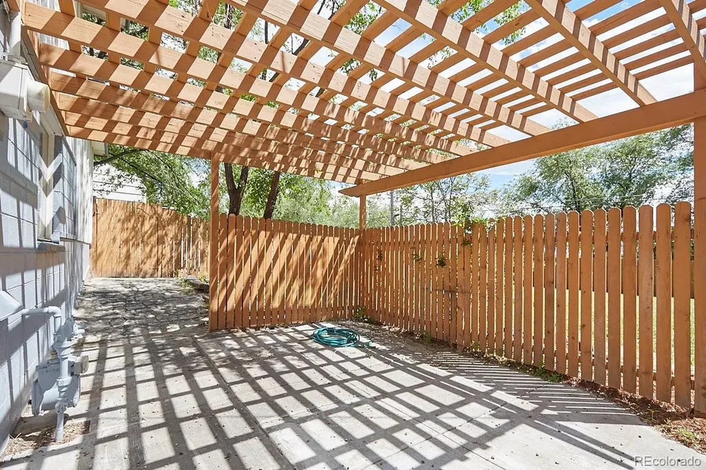 241 Elmwood Drive Colorado Springs CO 80907