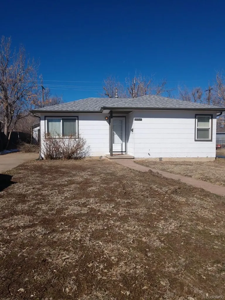 1273 Macon Street Aurora CO 80010