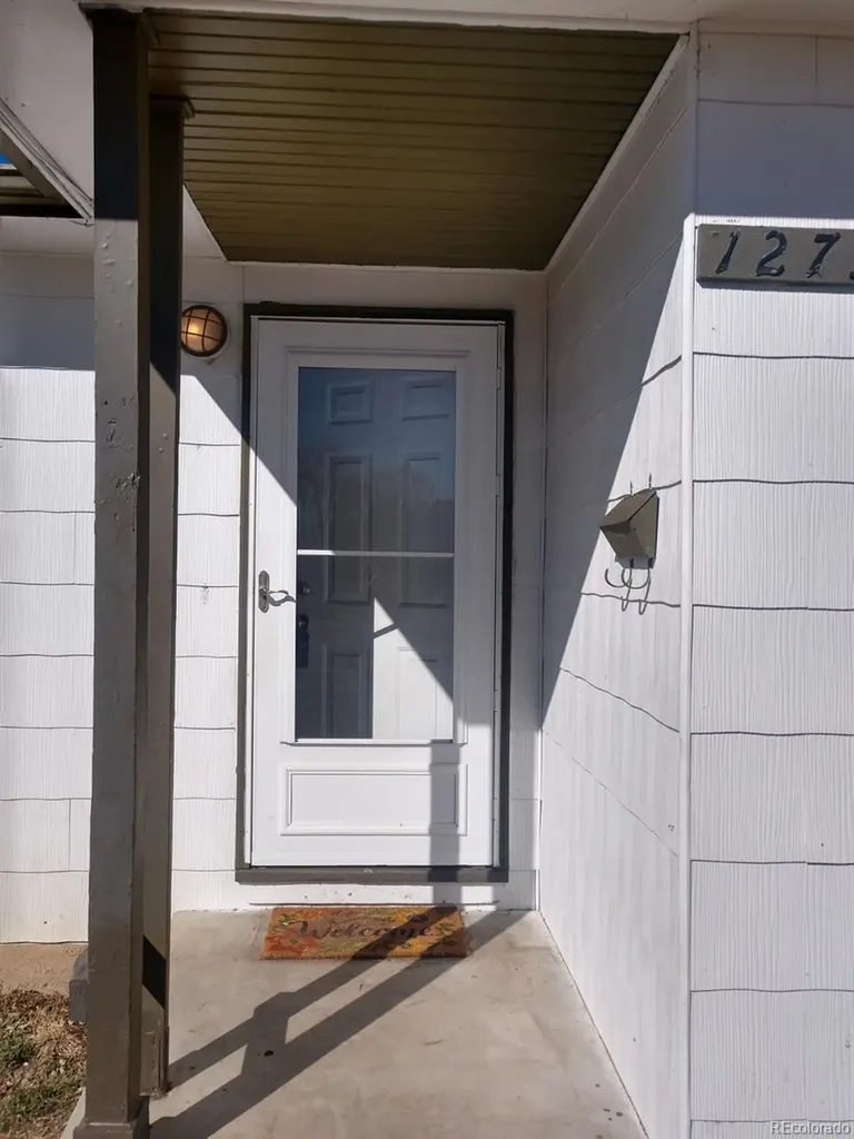 1273 Macon Street Aurora CO 80010
