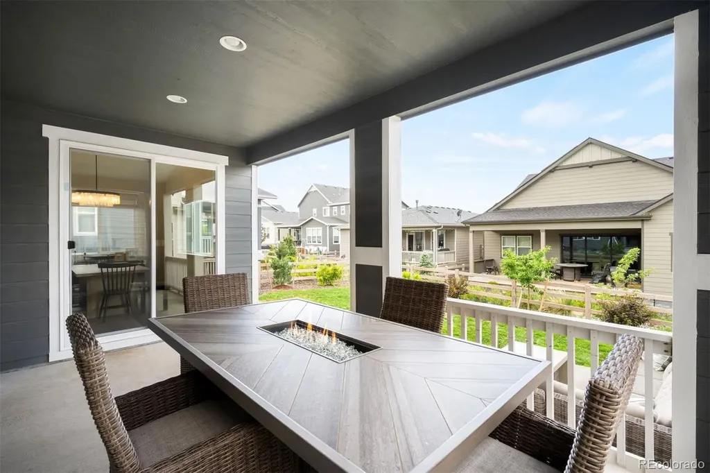 8927 Swan River Street Littleton CO 80125