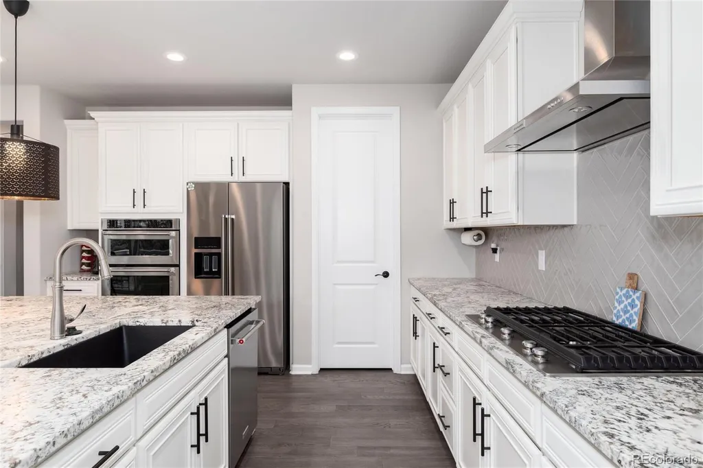 6822 S Vandriver Court Aurora CO 80016
