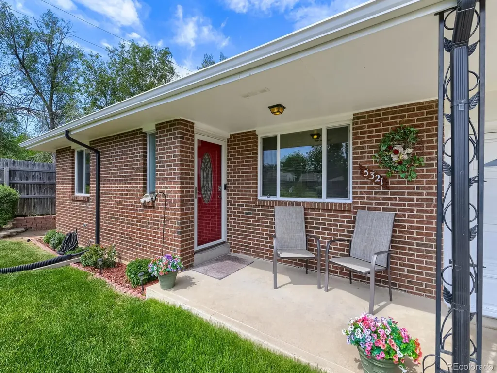 5321 King Court Denver CO 80221