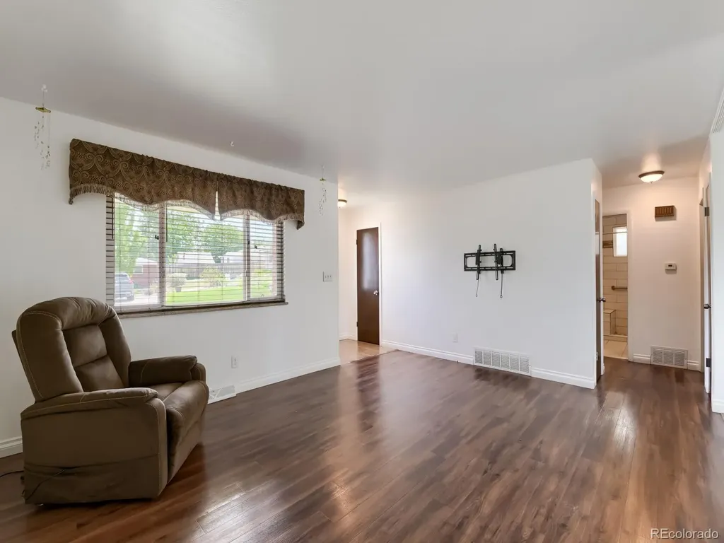 5321 King Court Denver CO 80221