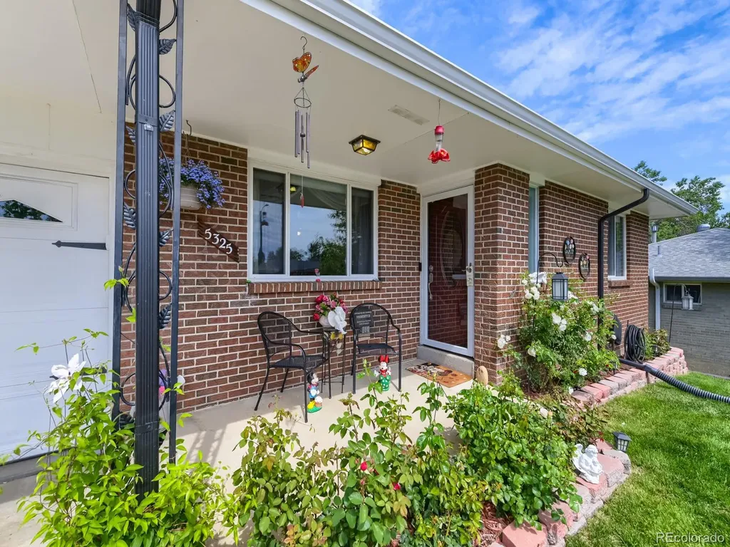 5321 King Court Denver CO 80221