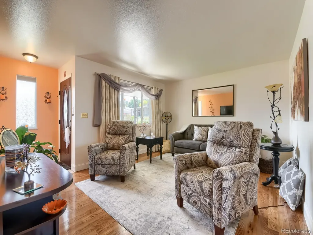5321 King Court Denver CO 80221