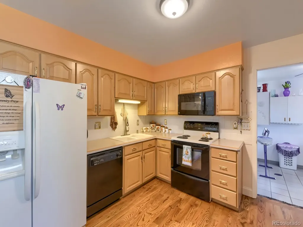 5321 King Court Denver CO 80221