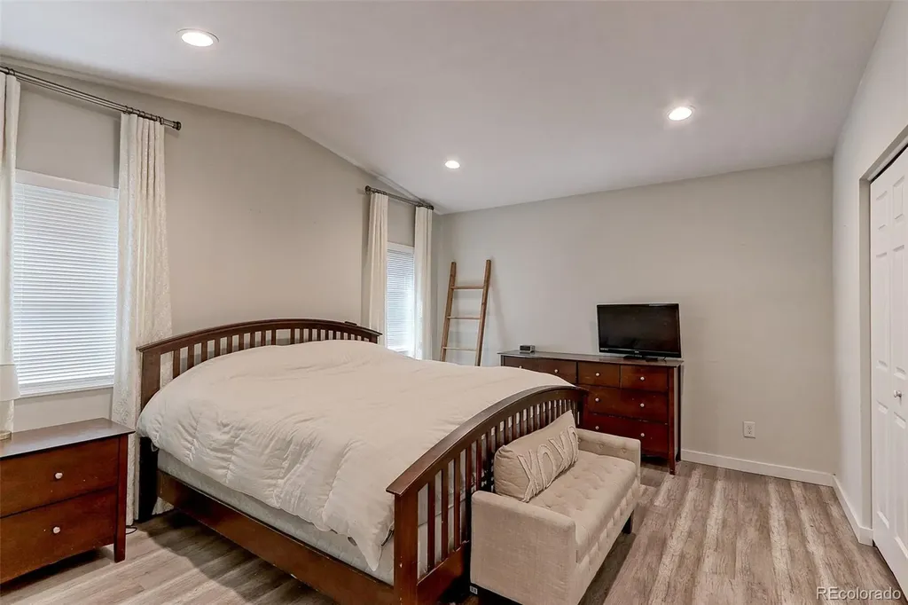 1536 S Meade Street Denver CO 80219
