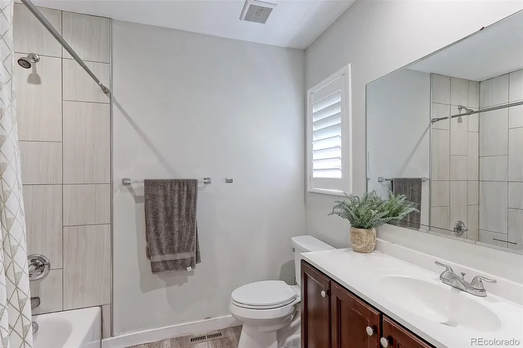 1536 S Meade Street Denver CO 80219