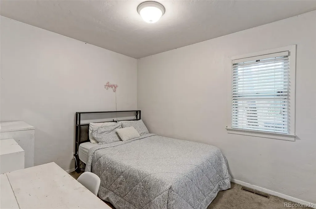 1536 S Meade Street Denver CO 80219