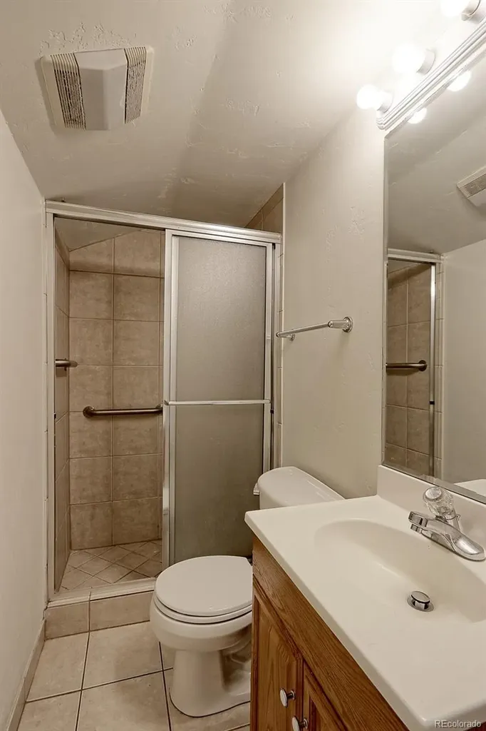 1536 S Meade Street Denver CO 80219