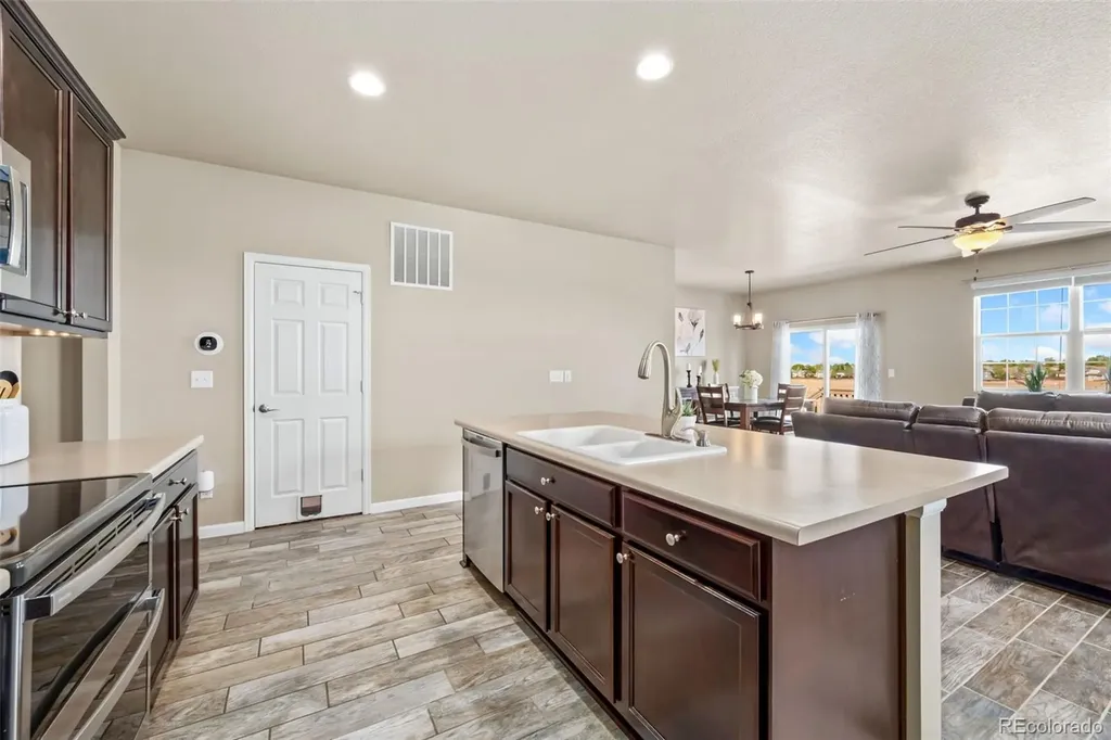 10398 Stagecoach Avenue Firestone CO 80504