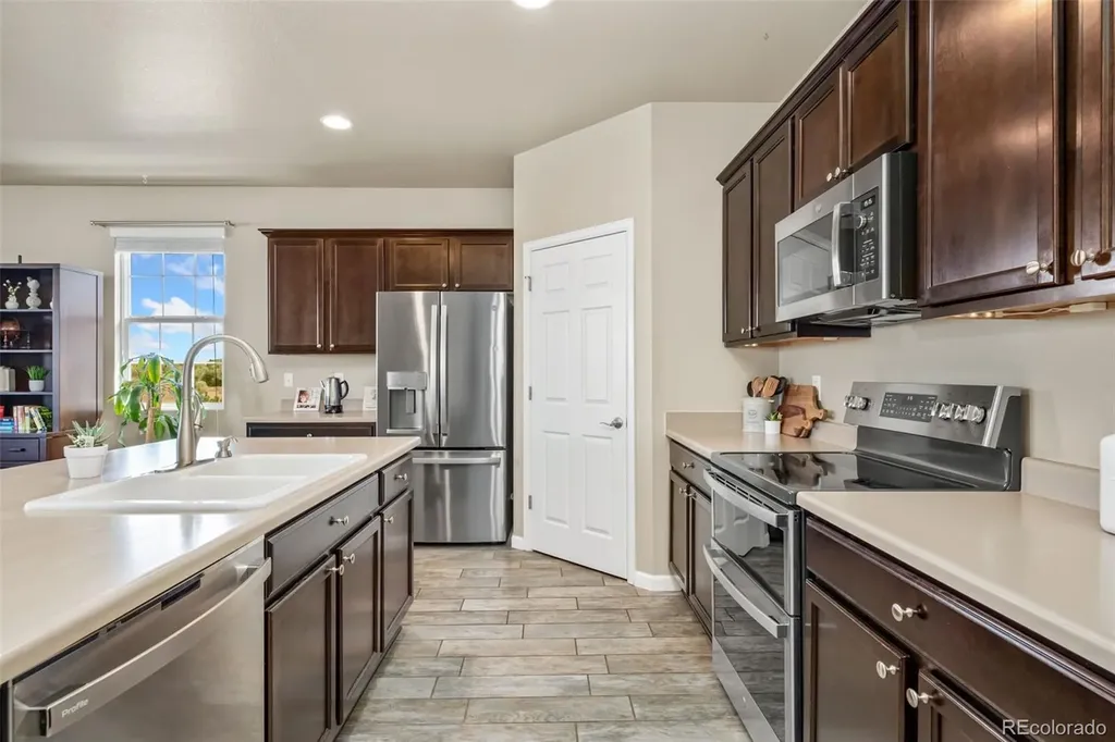 10398 Stagecoach Avenue Firestone CO 80504