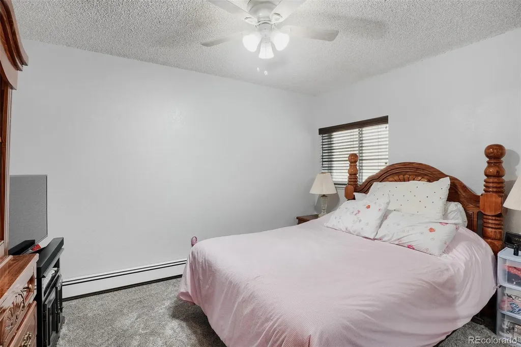 2856 W Bryant Place Littleton CO 80120