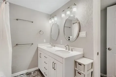 2856 W Bryant Place Littleton CO 80120