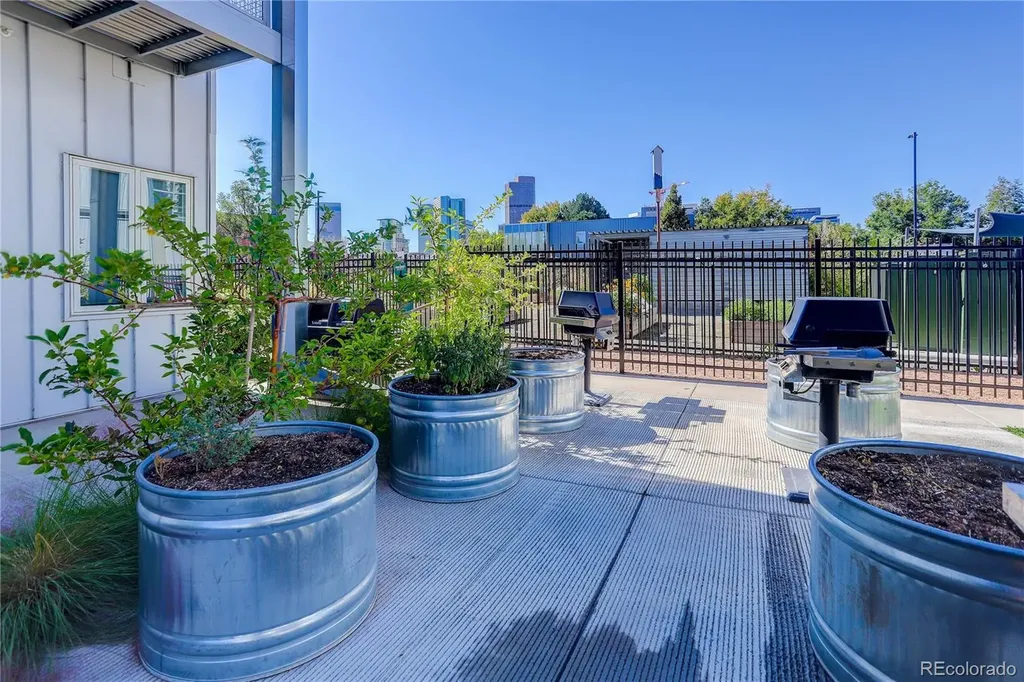 2525 Arapahoe Street Denver CO 80205