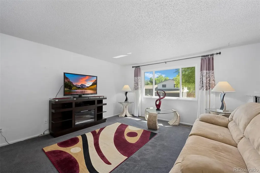 8692 W Fair Drive Littleton CO 80123