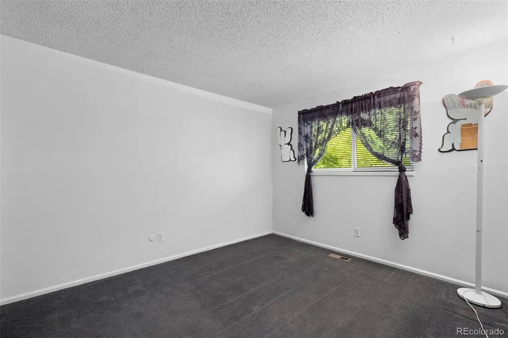 8692 W Fair Drive Littleton CO 80123