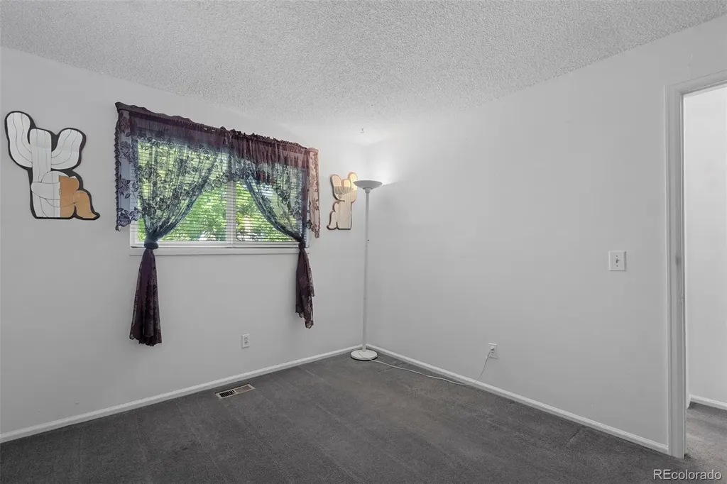 8692 W Fair Drive Littleton CO 80123