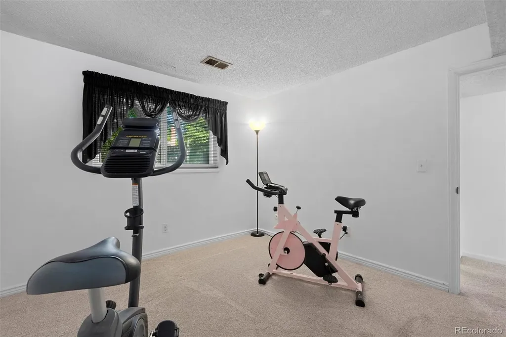 8692 W Fair Drive Littleton CO 80123