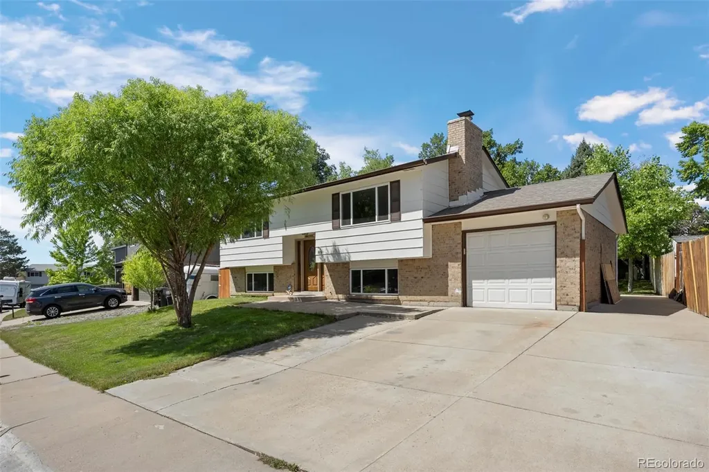8692 W Fair Drive Littleton CO 80123