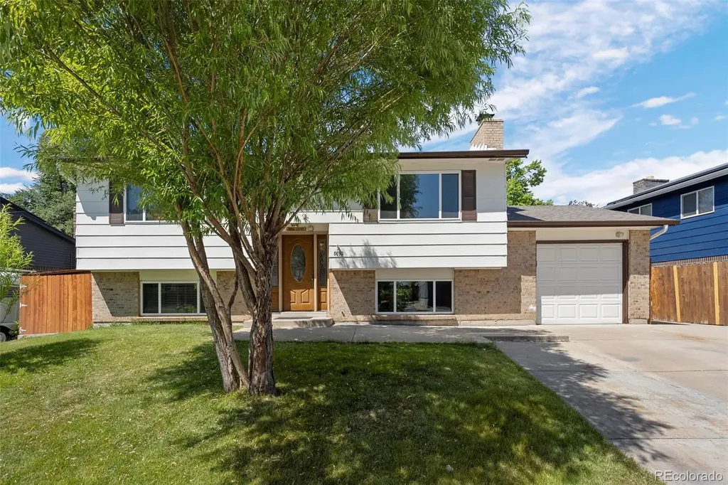 8692 W Fair Drive Littleton CO 80123