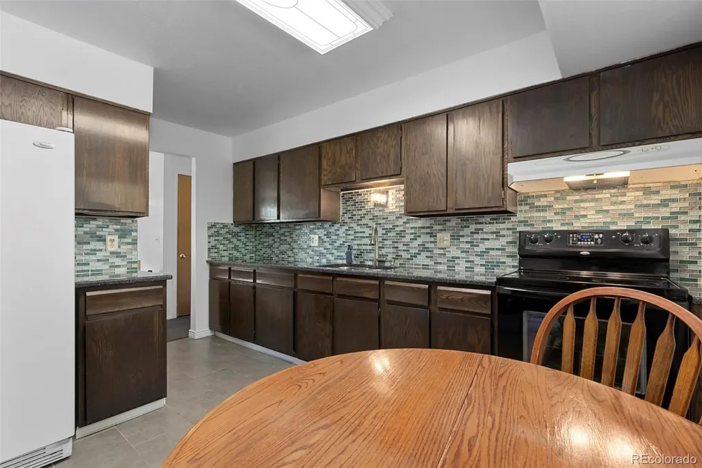 8692 W Fair Drive Littleton CO 80123