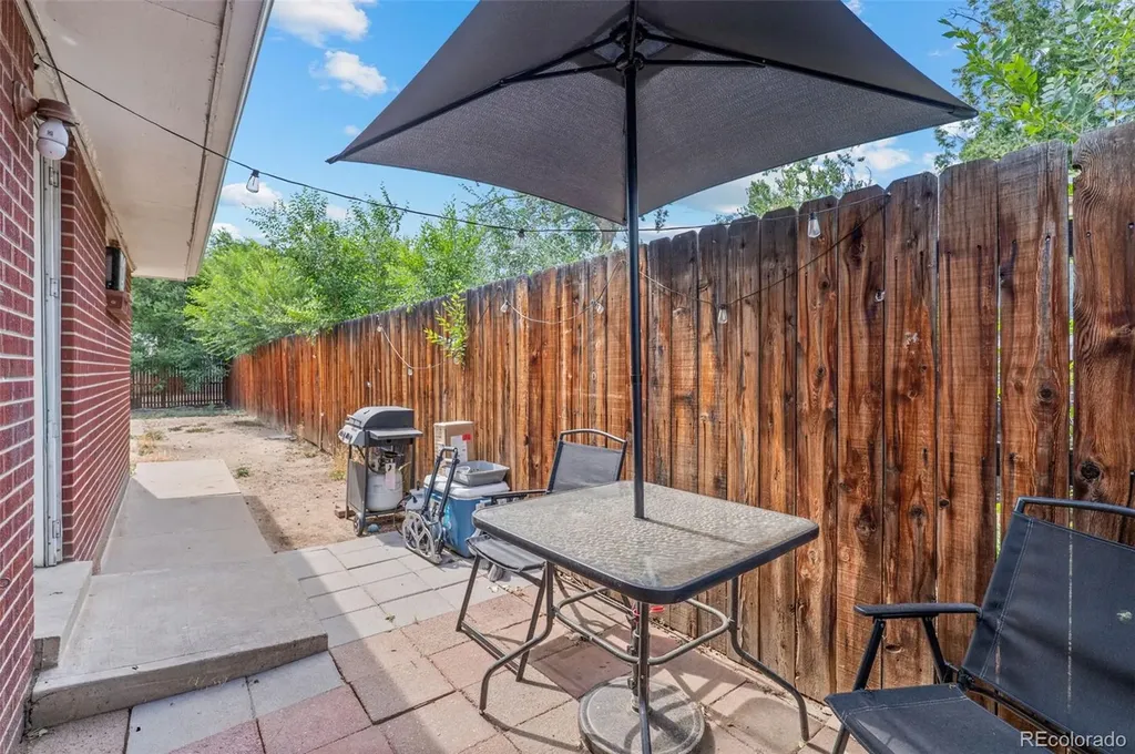 5543 Newland Way Arvada CO 80002