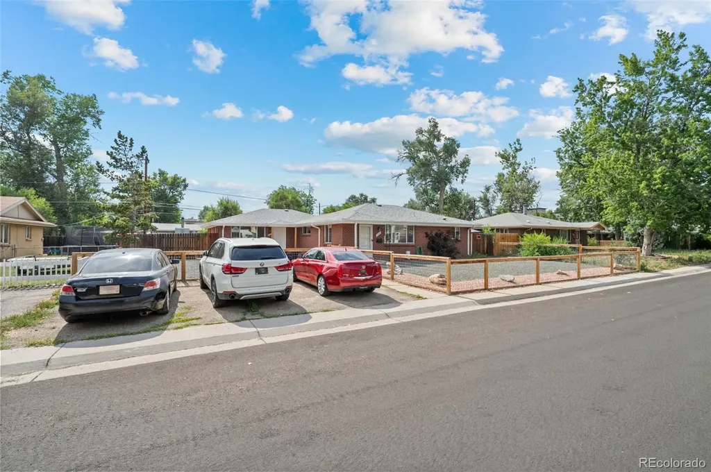 5543 Newland Way Arvada CO 80002